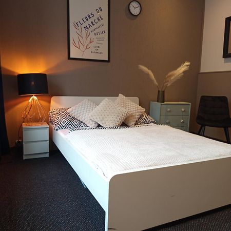 Rooms Center - Dworzec Pkp, Rynek فروتسواف المظهر الخارجي الصورة
