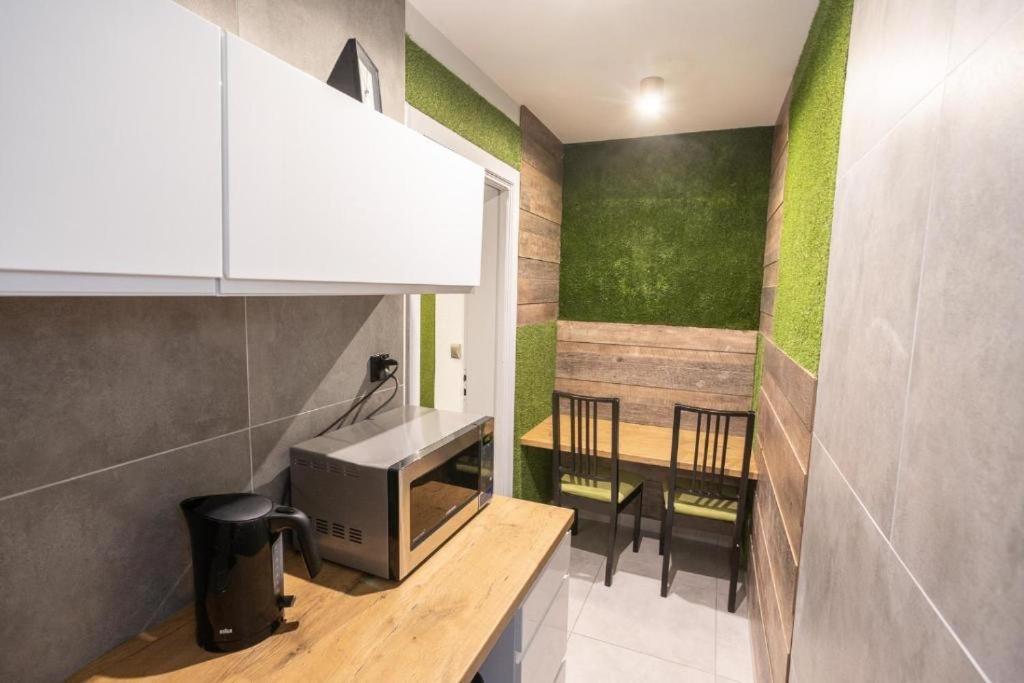 Rooms Center - Dworzec Pkp, Rynek فروتسواف المظهر الخارجي الصورة